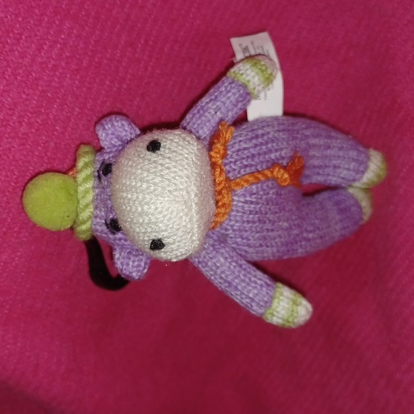 Yomiko Classics Weimaraner and sock pal - Picture 7 of 7